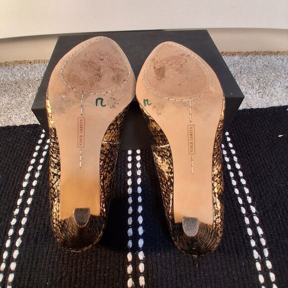 Women's Vince Camuto Kain Pointed Toe Mid Heel Pumps, Size 8  Golden - Picture 9 of 10